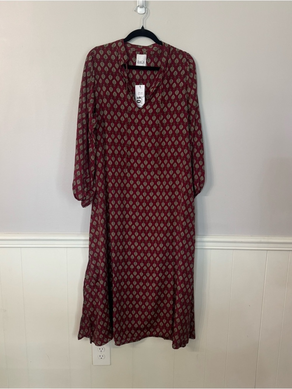 Raga Women’s Long Sleeve V-Neck Rahi L/S Maxi Dress in Burgundy Sz L NWT - Picture 2 of 7